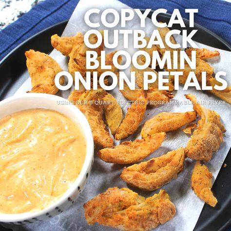 Air Fryer Onion Petals Air Fried Onion Petals, Outback Blooming Onion Recipe Air Fryer, Bloomin Onion Air Fryer, Blooming Onion Petals Recipe, Air Fried Blooming Onion, Onion Air Fryer Recipes, Air Fryer Fried Onions, Airfryer Blooming Onion, Air Fryer Blooming Onion Recipe Easy