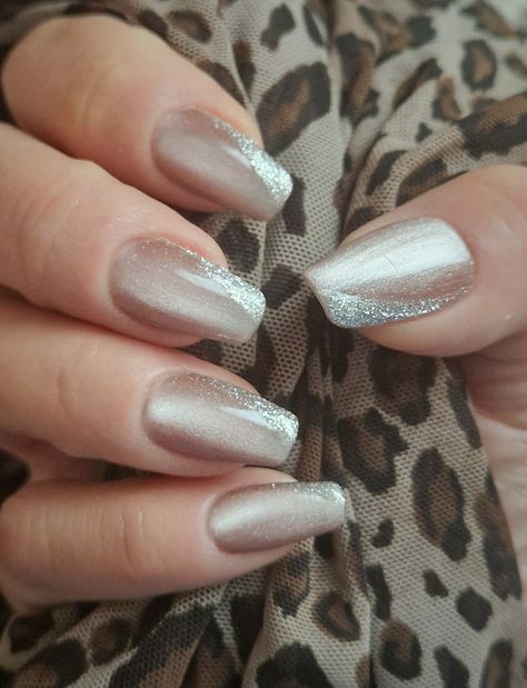 Cat eye nails with silver accent ✨️✨️✨️ Cat Eye Accent Nail, Nails With Silver Accent, Silver Accent Nails, Nails With Silver, Eye Nails, Accent Nail, Cat Eye Nails, Accent Nails, Silver Accents