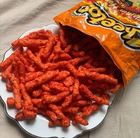 Hot Cheetos, Fav Food, Healthy Food Motivation, Yummy Comfort Food, Food O, Food Pantry, Food Snacks, Food Obsession, Food Store