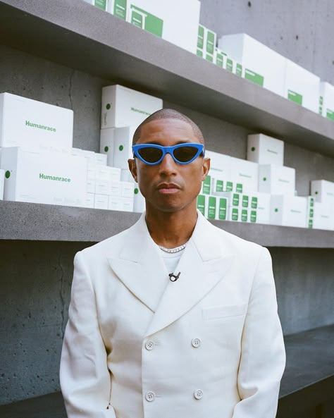 Pharrell Williams Style, The Neptunes, Mobo Awards, Men Editorial, Sunglasses Aesthetic, No Id, High Fashion Men, Mens Editorial, Men Photoshoot