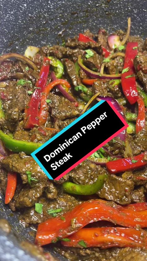 Dominican Pepper Steak Recipe, Achiote Oil Recipe, Achiote Oil, Whole Bowl, Top Round Steak, Pepper Steak Recipe, Chicken Bouillon, Dominican Food, Round Steak