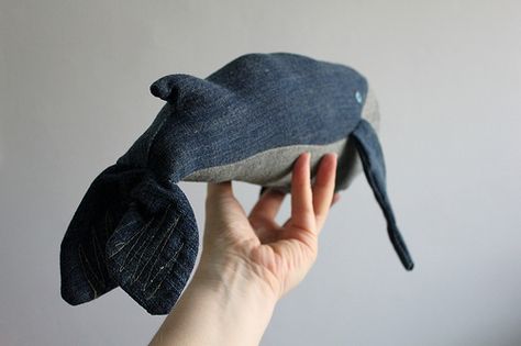 Whale Pattern, Sewing Courses, Beginner Sewing, Beginner Sewing Projects Easy, Sewing Projects For Kids, Denim Crafts, Denim Diy, Leftover Fabric, Sewing Toys