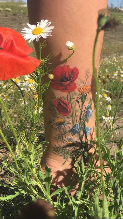 Realism Floral Tattoo Sleeve, Realistic Wildflower Tattoo, Realism Flower Tattoo Sleeve, Color Wildflower Tattoo, Tattoo Wild Flowers, Realism Floral Tattoo, Wildflower Ankle Tattoo, Wildflower Leg Tattoo, Realistic Floral Tattoo