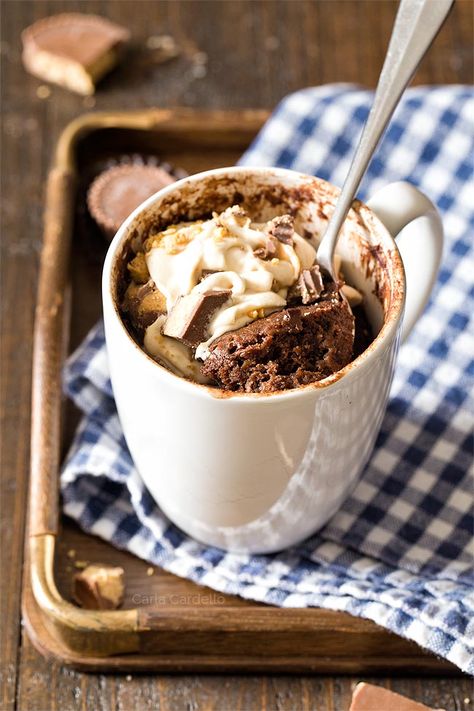 Chocolate Peanut Butter Mug Cake, Single Serve Dessert Recipes, Quick Chocolate Cake, Peanut Butter Mug Cake, Small Chocolate Cake, Chocolate Cake With Peanut Butter, Peanut Butter Whipped Cream, Single Serve Cake, Peanut Butter Mug Cakes