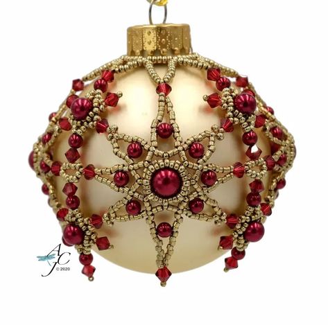 Romantic and Elegant Beadwork Christmas Bauble Ornament Tutorials by AndreaCatherineJewel / The Beading Gem Beaded Ornament Patterns, Beaded Christmas Decorations, Beaded Ornament Covers, Beaded Things, Earrings Patterns, Beading Inspiration, Bauble Ornaments, Christmas Brunch, Ornament Pattern