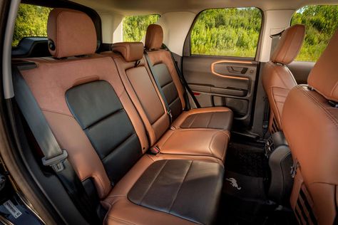 Bronco Sport Interior, 2021 Ford Bronco Sport, Bronco Car, New Bronco, Ford Bronco Sport, Sport Suv, Bronco Sport, Small Suv, Sports Aesthetic