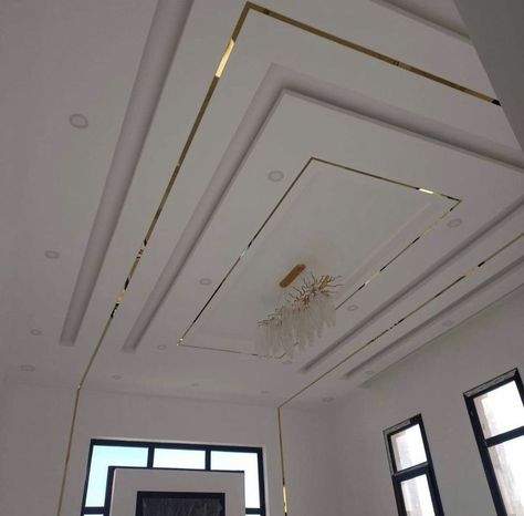 Siling Pop Design Room, Hall Pop Ceiling Design With 2 Fans Latest, Latest Fall Ceiling Design For Hall, Salalah Oman, Salon Simple, Drawing Room Ceiling Design, Gypsum Ceiling Design, Luxury Ceiling Design, Bedroom Pop Design