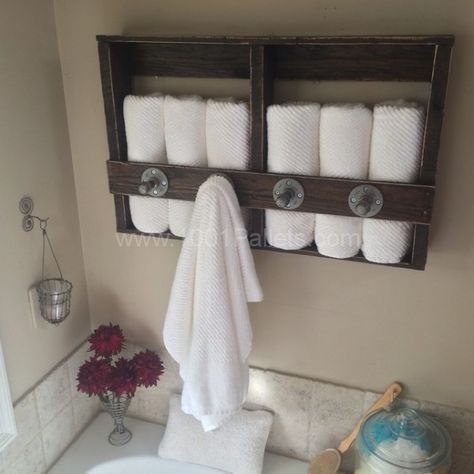 Knotty Pallet Industrial Pallet Towel Rack Pallet Towel Rack, Bathroom Towel Storage Ideas, Bathroom Diy Organization, Reclaimed Wood Diy, Pallet Bathroom, Bathroom Towel Storage, Bathroom Crafts, Diy Towels, Decorating Bathroom