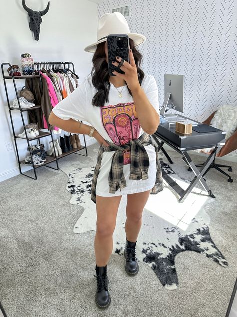 Rock Concert Outfit Midsize, How To Style Oversized Band Tee, Graphic Dress Outfit, Tshirt Over Dress Outfits Graphic Tees, Styling A Tshirt Dress, Graphic T Shirt Dress Outfit, Doc Martens And Dress, Graphic Tee Dress Outfit, Oversized Tshirt Fir Concert