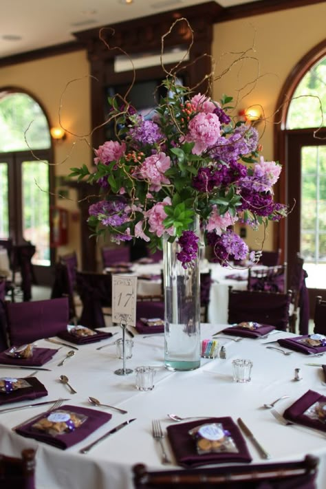 Wedding Table Decor Purple, Lavender Centerpieces Table Decorations, Plum Wedding Centerpieces, Scooter Wedding, Wedding Centerpieces Purple, Cottage Mansion, Lavender Centerpieces, Quinceanera Theme, Purple Reception