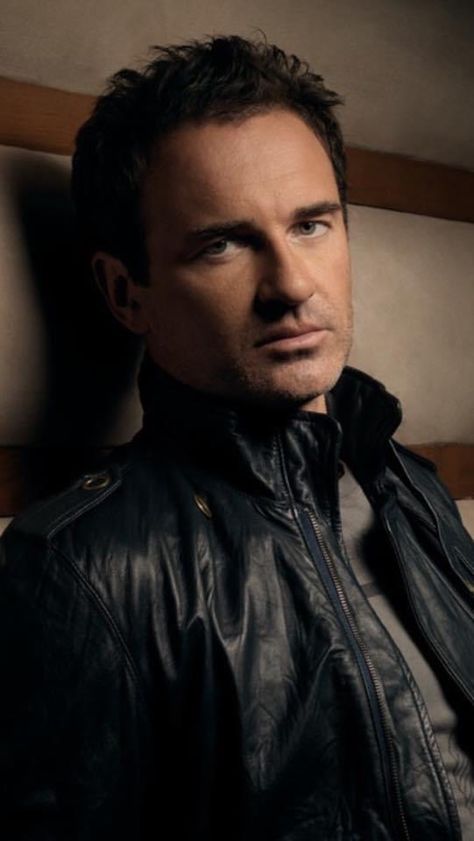 Julian Mcmahon, Men Back, Pretty Movie, Melt In Your Mouth, Real Man, Good Looking Men, Gossip Girl, Famous People, Eye Candy