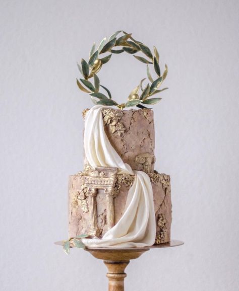 Wedding cake 🎂 Greek Cake, Pretty Wedding Cakes, Tiered Cake, Gateaux Cake, Gorgeous Wedding Cake, Cake Trends, Unique Wedding Cakes, Cool Wedding Cakes, Elegant Wedding Cakes