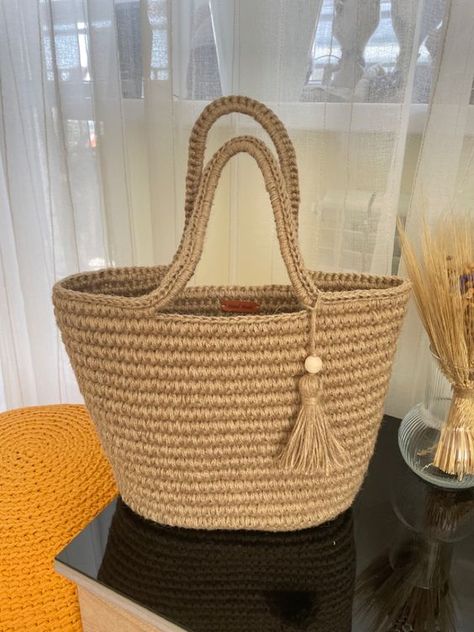 How to crochet a basket bag from jute - look in my YouTube channel MorozkoDecor ❤️ Jute Bag Crochet Pattern, Jute Crocheted Bag, Jute Basket Pattern, Crochet Jute Basket, Crochet Straw Bag, Crochet A Basket, Crochet Jute Bag, Jute Handbags, Crochet Jute