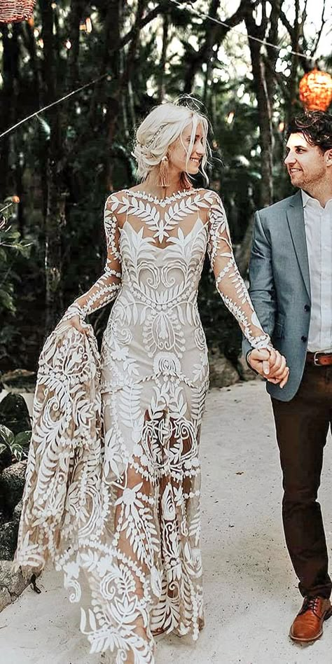 Wedding Dress Bride, Wedding Dress Guide, Bride Gown, Dress Bride, Wedding Dress Fabrics, Dress Guide, Bride Gowns, Western Wedding, Lace Wedding Dresses