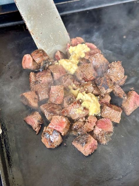 Garlic Steak Bites Blackstone, Garlic Butter Steak Bites Blackstone, How To Cook Steak Bites On Stove, Black Stone Steak Bites, Beef Tips On Blackstone, Beef Recipes Blackstone, Cooking Steaks On Blackstone Griddle, Blackstone Ribeye Steak, Steak On A Blackstone