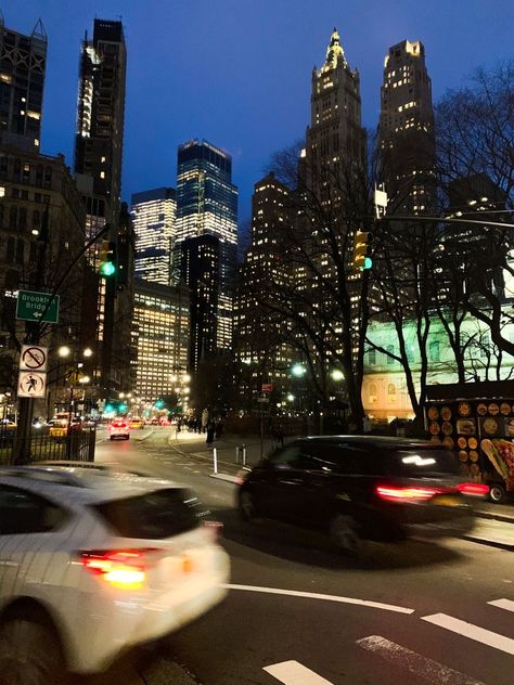 Usa Aesthetic, City View Night, Night In New York, City Life Aesthetic, New York City Night, New York Vibes, Nyc Night, Nyc Summer, New York Night