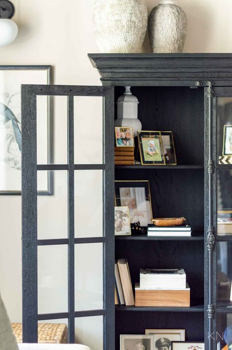 Bookshelf Styling Ideas, Conversation Room, Carved Tray, Curio Cabinet Decor, Bookcase With Glass Doors, Glass Cabinets Display, Bookshelf Styling, Cabinet Style, Cabinetry Design