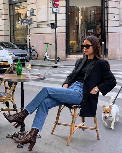 Everyday Outfits Petite, 2024 Fashion Trends Forecast, Parisian Fall Outfits, Mob Style, Paris Mode, Spring Capsule Wardrobe, Paris Outfits, French Women, Fashion People