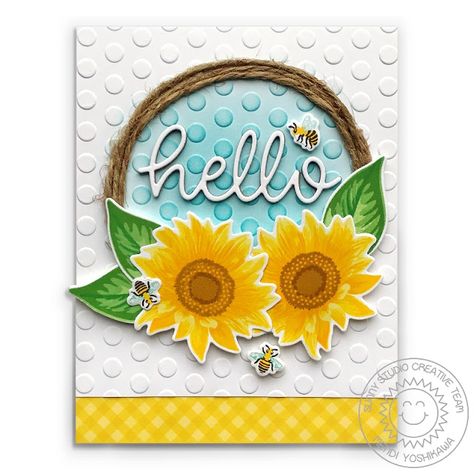 Sunny Studio Stamps: Sunflower Fields Layered Flower Wreath Style Card (using Hello Word Die, Lots of Dots Polka-dot 6x6 Embossing Folder & Classic Gingham Paper) Beautiful Sunflowers, Sunflower Cards, Sunnies Studios, Bumble Bees, Vintage Jars, Photopolymer Stamps, Papertrey Ink, Sunflower Fields, Christmas Stamps