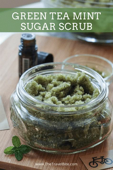 Diy Sugar Scrub, Mint Sugar Scrub, Mint Sugar, Diy Sugar Scrub Recipe, Diy Body Scrub Recipes, Salt Scrubs, Homemade Beauty Recipes, Body Scrub Recipe, Sugar Scrub Homemade