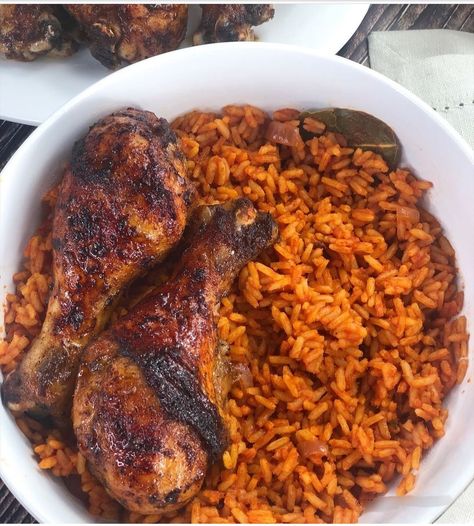 Nigeria Food, Ghanaian Food, Fridge Photos, Morning Christmas, African Cooking, Healthy Food Menu, Jollof Rice, Nigerian Food, Healthy Food Dishes