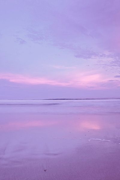 Soothing... Violet Aesthetic, Lilac Sky, Lavender Aesthetic, Lovely Lavender, Purple Sky, Soft Purple, Aesthetic Colors, Pastel Purple, Pink Sky