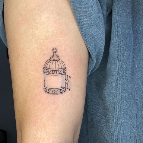 blekk on Instagram: “sweet sweet birdy cage for ada !! (*⁰▿⁰*)” Butterfly Cage Tattoo, Vintage Bird Cage Tattoo, Aesthetic Bird Cage Setup, Open Bird Cage Tattoo, Open Cage Tattoo, Cage Bird Tattoo, Bird Bath Tattoo, Caged Bird Tattoo, Birdhouse Tattoo