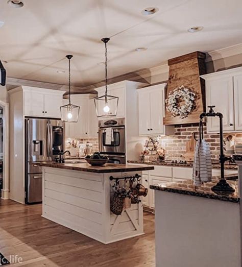 Farmhouse Style Kitchen Ideas, Open Farmhouse Kitchen, Dream Home Kitchen, Farmhouse Kitchen Design Ideas, Farmhouse Kitchen Ideas, Tattoo Modern, Farmhouse Kitchen Inspiration, Modern Farmhouse Furniture, Kitchen Farmhouse