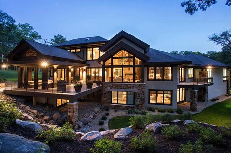 Exquisite organic modern home on a wooded property in Minnesota Modern Villa Exterior, Villa Exterior Design, Home Designs Exterior, Backyard Layout, Exterior Design Ideas, Lots Of Windows, Brick Exterior House, House Exterior Design, Luxury Homes Dream Houses