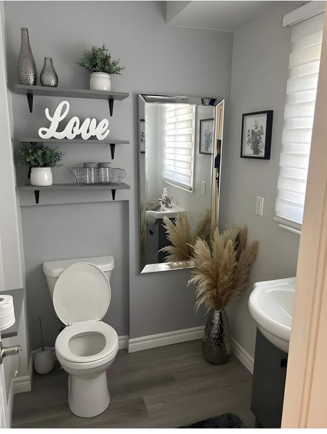 Beautiful Bathroom Decor, Black Bathroom Decor, Bathroom Decor Themes, Apartment Decorating Living, Restroom Decor, Apartment Living Room Design, Dream Apartment Decor, Future Apartment Decor, Bathroom Decor Apartment