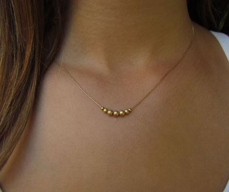 Simple Necklace Gold, Gold Minimalist Necklace, Gold Necklace Dainty, Minimalist Necklace Gold, Delicate Gold Necklace, Dainty Diamond Necklace, Gold Necklace Simple, Long Pearl Necklaces, Pearl Jewelry Necklace