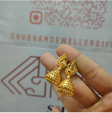 Plain Gold Jumki, Hear Rings Gold Buttalu, Jimmki Kammal Design Gold, Ear Jumka Gold, Small Jhumka Designs Gold, Small Gold Jumkhas, Zumka Design Gold, Small Jhumkas Gold, Jimiki Kammal Design