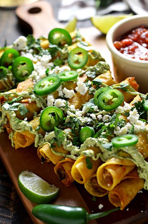 Jalapeño Popper Chorizo Taquitos with Creamy Avocado Sauce - Host The Toast Creamy Avocado Sauce, Mini Tacos, Avocado Sauce, Jalapeno Poppers, Great Appetizers, Mexican Dishes, Fajitas, Tortillas, Nachos