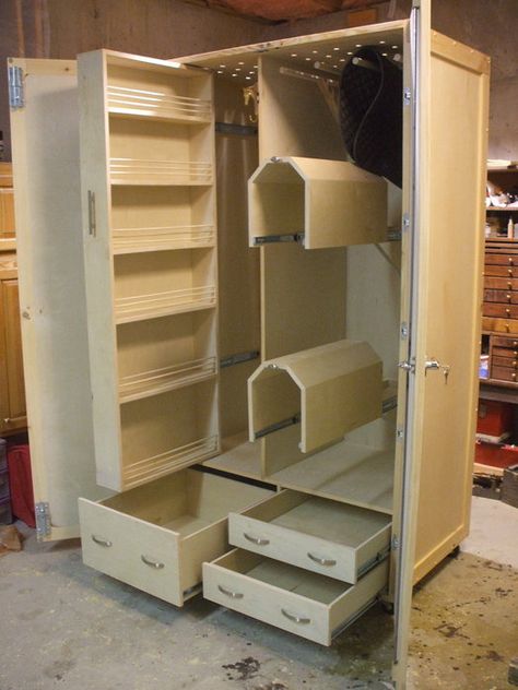 Horse Tack Closet Plans | Tack Box - by Grantman @ LumberJocks.com ~ woodworking community Small Tack Room Ideas, Tack Closet, Tack Storage, Tack Locker, Tack Room Organization, Horse Tack Rooms, Saddle Racks, Tack Trunk, Tack Box