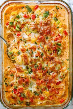 Creamy Baked Fajita Chicken Casserole - #chicken #casserole #recipe #eatwell101 - This creamy chicken fajita casserole is nourishing and packs a punch of flavor. We just know y’all are going to love it! - #recipe by #eatwell101® Chicken Quesadilla Casserole Recipes, Fajita Bake Casserole, Mexican Casseroles Chicken, Chicken Fajita Casserole With Tortillas, Chicken Casseroles For Two, Chicken Casserole Recipes Pasta, Baked Chicken Casserole Recipes, Baked Fajita Chicken, Casserole Dinner Ideas