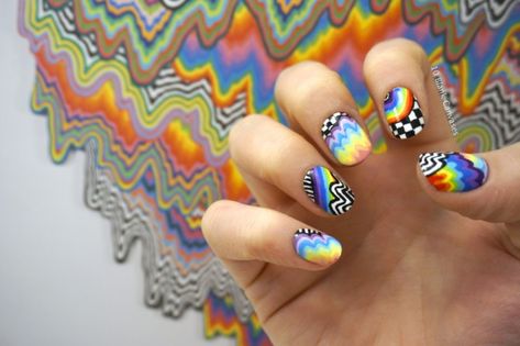 Nail Designs for Kids: Get the tutorial for this drippy rainbow nail art at 10 Blank Canvases. Psychadelic Nails, Converse Nail Art, Cream Nail Art, Emoji Nails, Chalkboard Nails, Kids Nail Designs, Rainbow Nail Art, Hippie Nails, Polka Dot Nails