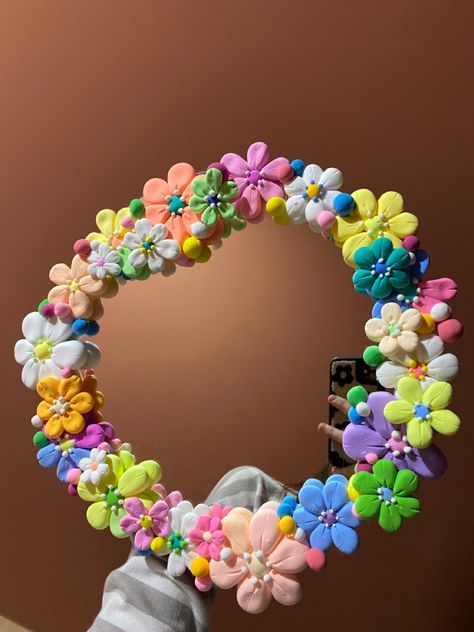 Foam Clay Mirror Ideas, Painting On Random Objects, Clay Mirror, Foam Clay, Flower Mirror, Mirror Crafts, Diy Iphone Case, Clay Diy Projects, Art And Craft Videos