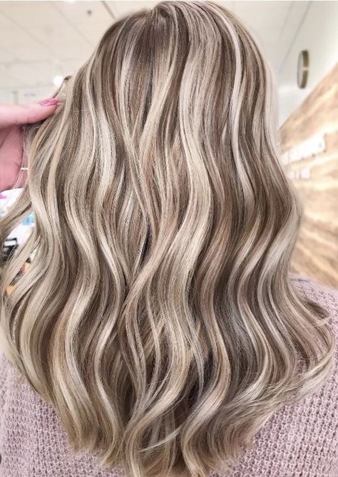 Vanilla Highlights, Blonde Hair Color Balayage, Dimensional Hair, Dimensional Hair Color, Blonde Lowlights, Hair Color Blonde Highlights, Fall Blonde Hair, Summer Blonde Hair, Ash Blonde Hair Colour