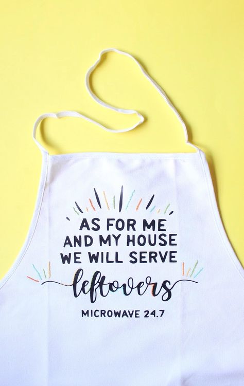 Diy Vinyl Projects, Paper Flower Wreaths, Simple Birthday Cards, Pretty Life, Tattoo Paper, Vinyl Quotes, Embroidered Apron, Silhouette Tutorials, Fabric Wall Hanging