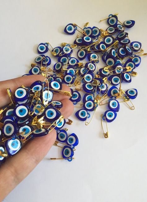 Resin Evil Eye, Greek Wedding Favors, Inexpensive Wedding Favors, Wedding Favors And Gifts, Turkish Wedding, Eye Safety, Engagement Favors, Elegant Wedding Favors, Wedding Mementos