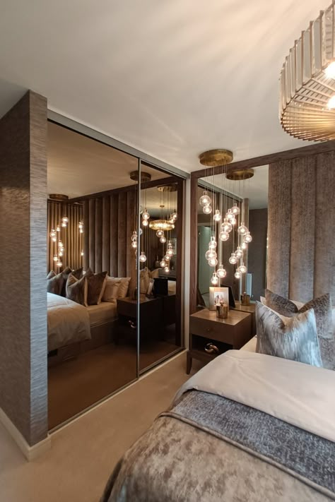 Wardrobe Design Bedroom Sliding With Mirror, Wardrobe Design Bedroom With Mirror, Wardrobe Design Bedroom Sliding, Fitted Wardrobe Interiors, Sliding Mirror Wardrobe, Bronze Bedroom, Mirror Sliding, Fitted Wardrobes Bedroom, Fitted Wardrobe