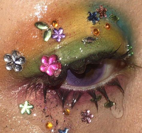 Sup Girl, Look 80s, Funky Makeup, Swag Makeup, Dope Makeup, Creative Eye Makeup, Creative Eye, Eye Makeup Art, Eye Make