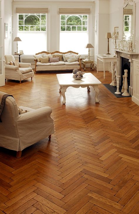 Parquet flooring your feet will love | homify Parkay Flooring, Flooring Parquet, Parquet Design, Wood Parquet Flooring, Herringbone Wood Floor, Herringbone Wood, Natural Wood Flooring, Wood Parquet, Herringbone Floor