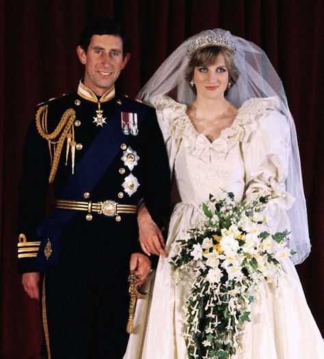 Diana Frances Spencer on Instagram: “"I felt I was a lamb to the slaughter. And I knew it," "I don't think I was happy, I never tried to call it off, in the sense of really…” Diana And Charles, Charles And Diana Wedding, Prince Diana, Queen Diana, Diana Wedding Dress, Princess Diana And Charles, Royal Family Portrait, Princess Diana Wedding, Prince Charles And Diana