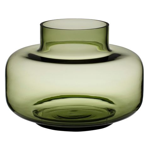 Marimekko’s Urna is a beautiful, cylinder-shaped vase designed by Carina Seth-Andersson. Due to its generous size and lightweight appearance, the Urna vase is ideal for large displays and flower arrangements. Vase Transparent, Large Flower Arrangements, Green Vase, Vase Design, House Doctor, Nordic Design, Glass Sculpture, Vases Decor, Green Glass