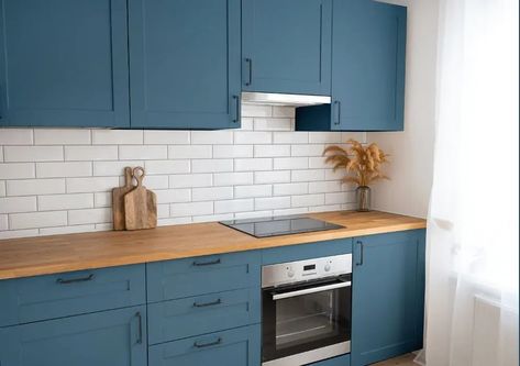 Sherwin Williams Inky Blue kitchen cabinets Blue Complementary Color, Sherwin Williams Green, Benjamin Moore Blue, Warm Paint Colors, Dark Paint Colors, Blue Kitchen Cabinets, Green Kitchen Cabinets, Perfect Paint Color, Monochromatic Color Scheme