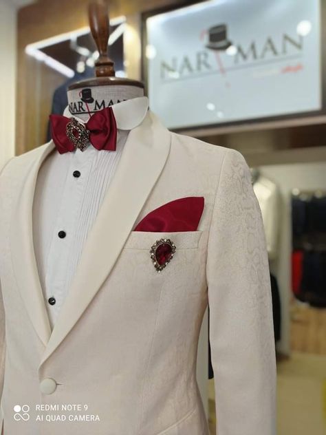 White Suit Red Tie, Red Tux, Red And White Suit, Mens White Suit, Red Tuxedo, Grey Tuxedo, White Tux, Tailored Fashion, Dinner Suit