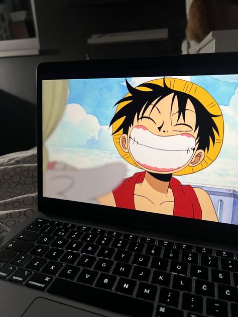 Watching One Piece Laptop Aesthetic, Anime Nerd Aesthetic, Watching Anime On Laptop, Anime Watching Tv Aesthetic, Anime On Tv, Watching Anime Aesthetic, Luffy Aesthetic, Watching Aesthetic, Watching One Piece