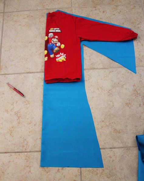 Wizard Diy Costume, Medieval Wizard Costume, Wizard Robe Pattern, Diy Nativity Costumes For Kids, Nativity Costumes Diy, Wizard Costume Diy, Wizard Costume Ideas, Diy Wizard Costume, Wizard Crafts