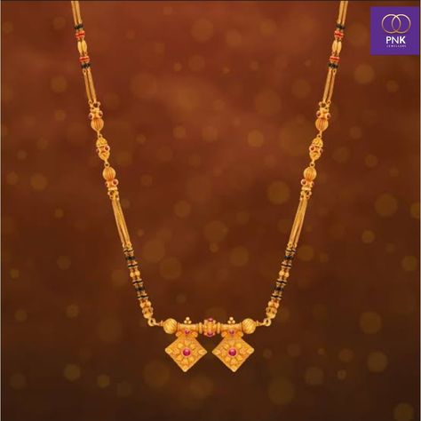 Mini Mangalsutra Designs Gold, Mini Mangalsutra, Short Mangalsutra Designs, Mangalsutra Designs Gold, Short Mangalsutra, Kids Gold Jewelry, Bridal Jewelry Sets Brides, Bridal Necklace Designs, Black Beads Mangalsutra Design